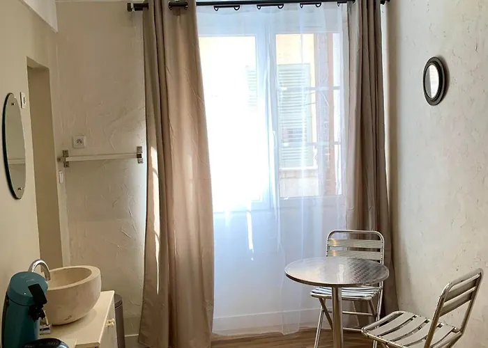 Hotel Operappart 2 *